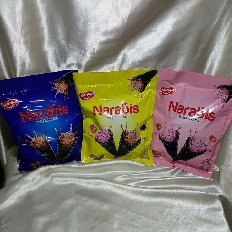 

naraya narabis wafer cone 220gr/Wafer cone Strawberry/Coklat/Assortment