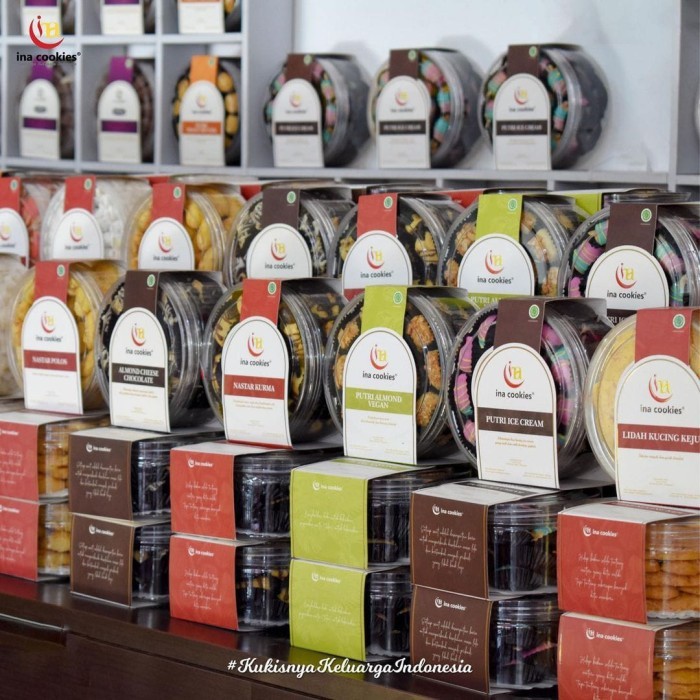 

Ina Cookies Toples Reguler Kue Kering Lebaran KHUSUS Instan