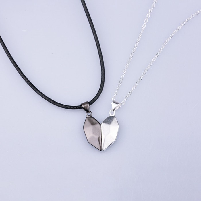 Kalung Titanium Couple Pria Wanita Titanium Kalung Korea