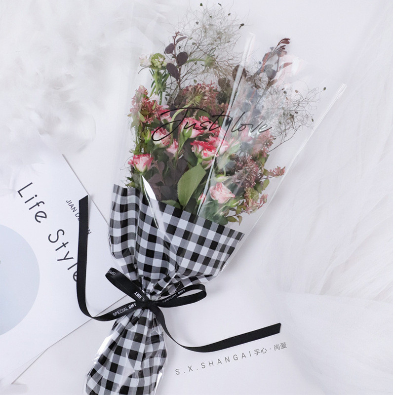

Isi 20 LEMBAR Plastik Untuk Mini Buket Wisuda Anniversary Romantis Rose Plastik Bunga Mawar Wrapping Satuan SF03