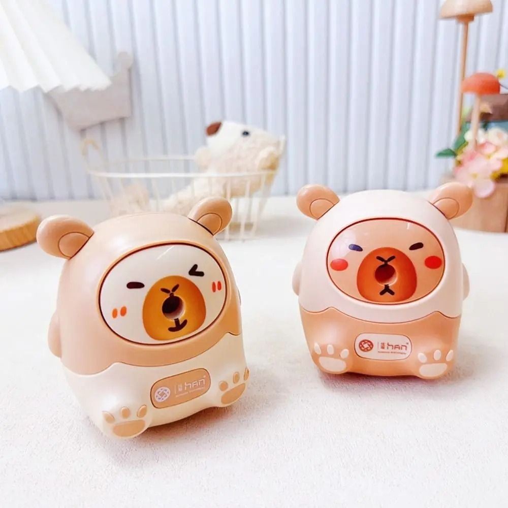 

Hand Crank Capybara Pencil Sharpener Cartoon Anti Sticking Pencil Sharpening Machine Automatically Enters Dust Compartment
