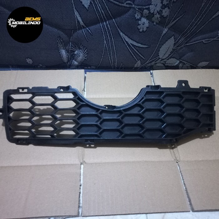 Front grille chevrolet captiva C 100 2008 2010 kanan original