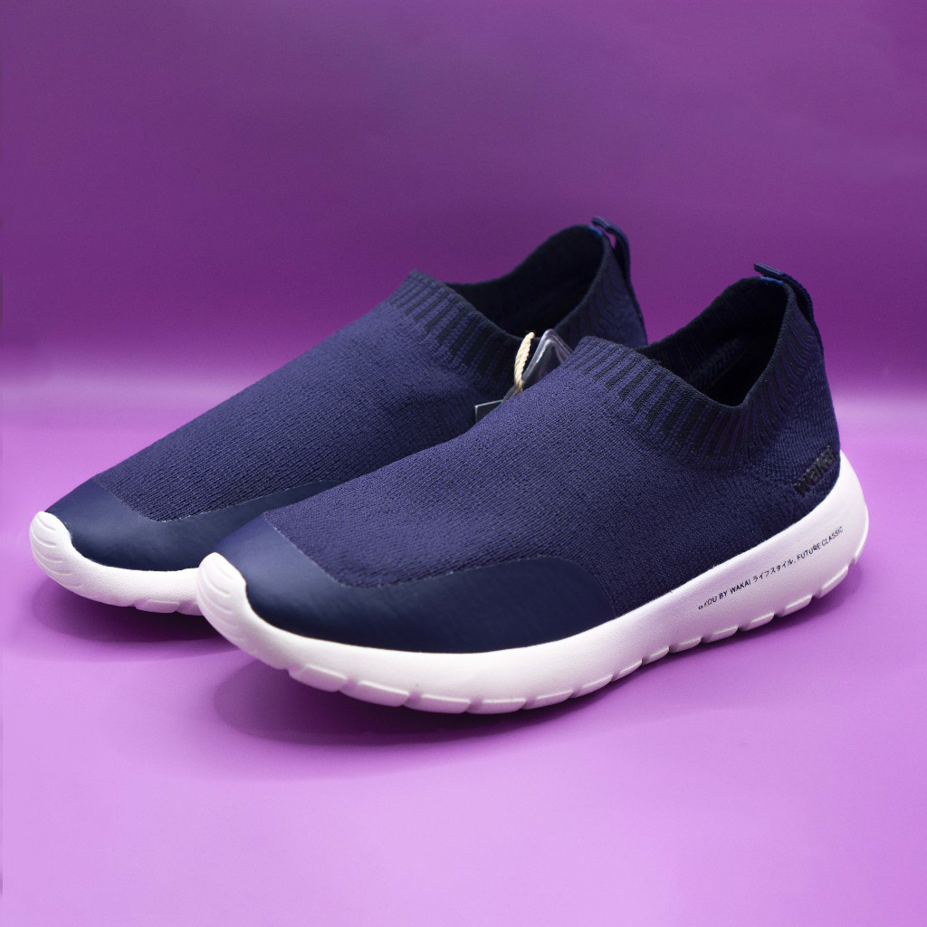 SEPATU WAKAI SLIP ON GYOU