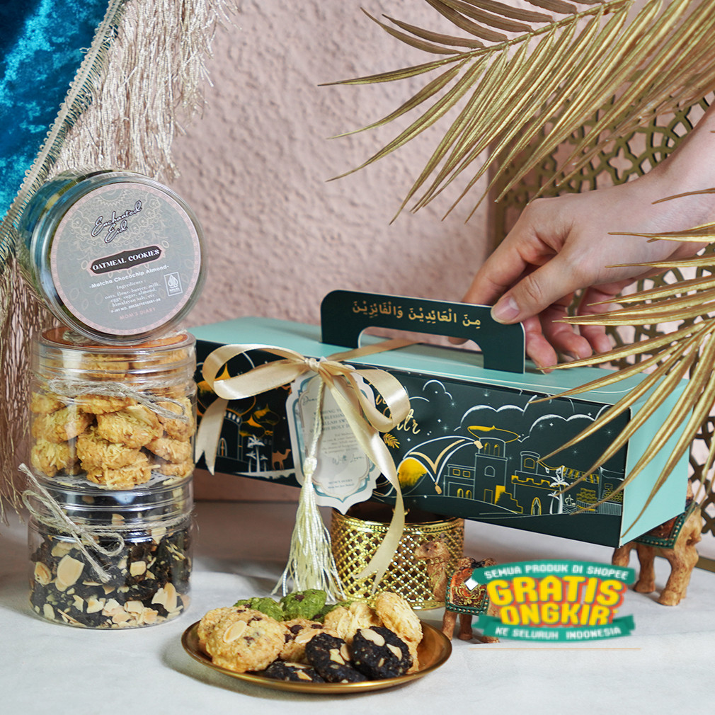 

Hampers Lebaran Idul Fitri / Eid Hampers - Spesial Oatmeal Cookies 3 Jars/ langsung proses