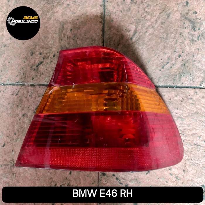 stoplamp lampu belakang BMW E46 facelift original