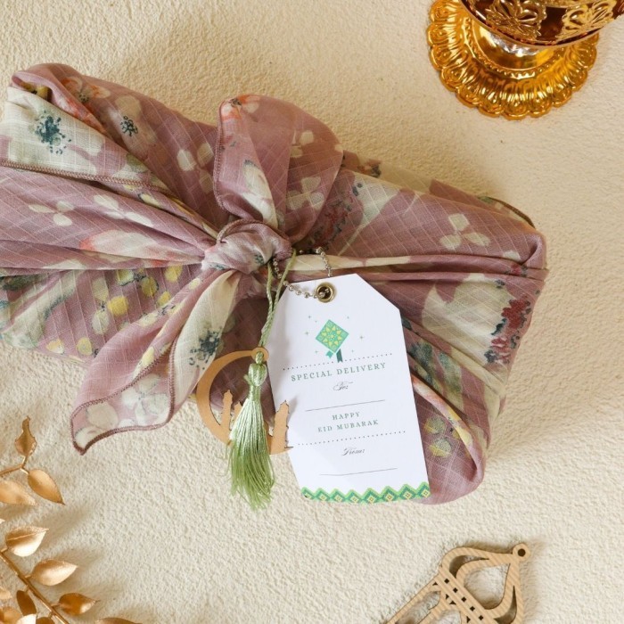 

(NEW) -Japanese Tea gift set [NISEKO] / Hampers Christmas Natal Xmas Hamper - Purple