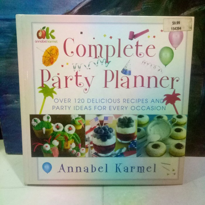 

Complete Party Planner - Annabel Karmel.