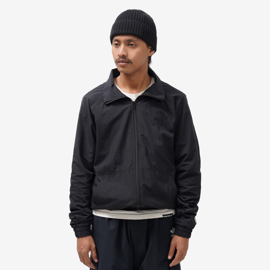 JAKET PARASUT TRACKSUIT PRIA POLOS SIMPLE HITAM FRIDAY KILLER | MOLVOTA BLACK