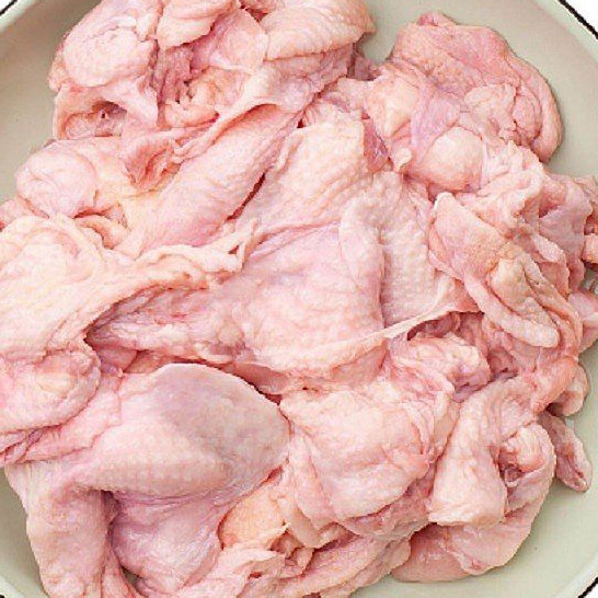 

Kulit Ayam Segar - fresh chicken skin