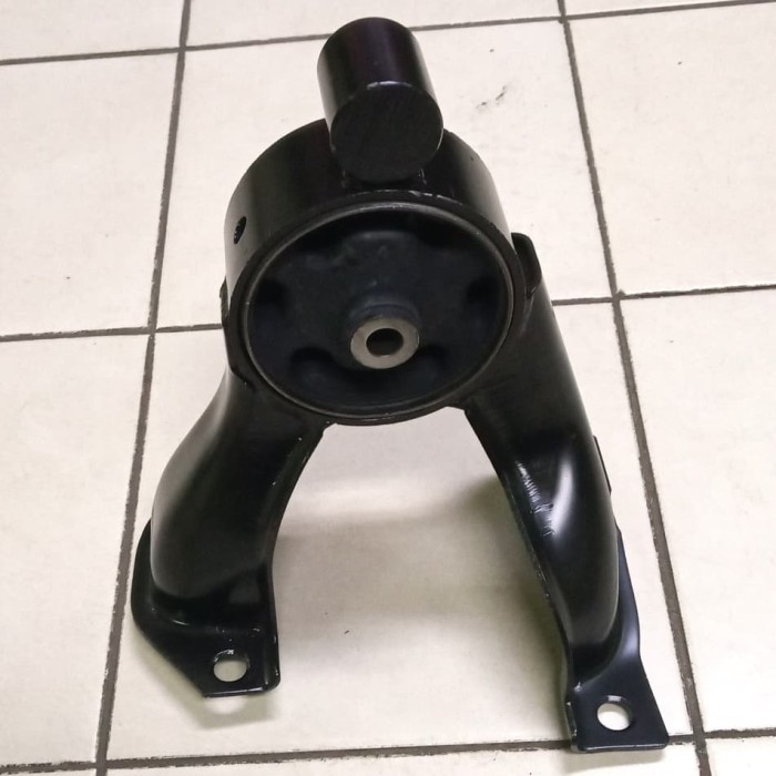 Mounting monting belakang lancer cedia CS3 CS5 BARU