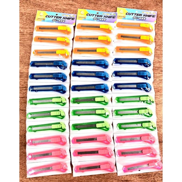 

Cutter Pisau Dapur Buah Sayur Transparan - Kater Tajam 1 Pcs