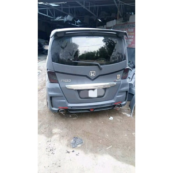 bodykit bumper belakang freed custom