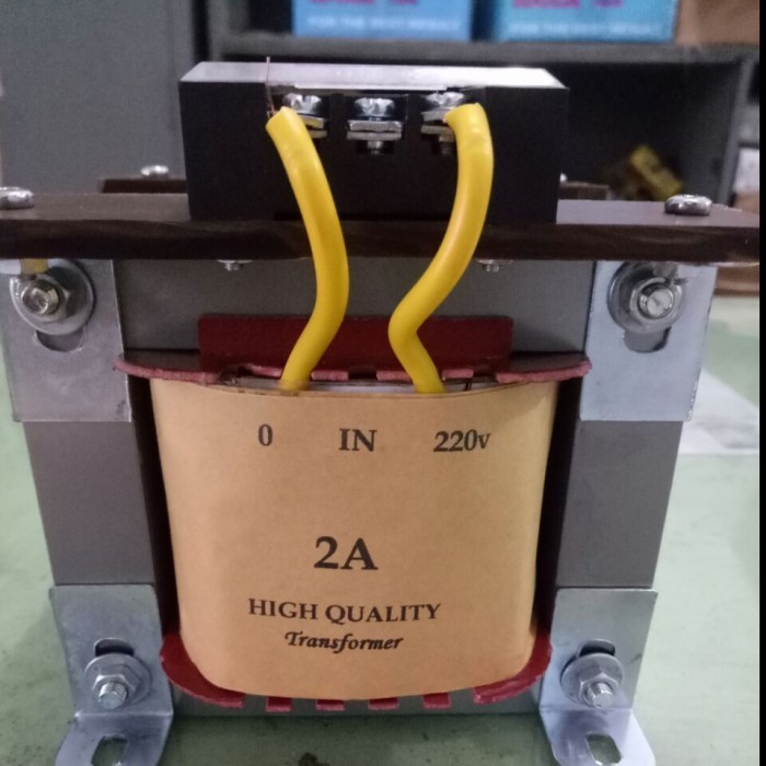 

FZ00 Trafo Isolasi Input 220V Output 220V 2A Terminal Acrylic