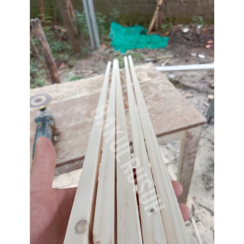LIS KAYU JATI BELANDA RENG STIK 1X1X200 CM