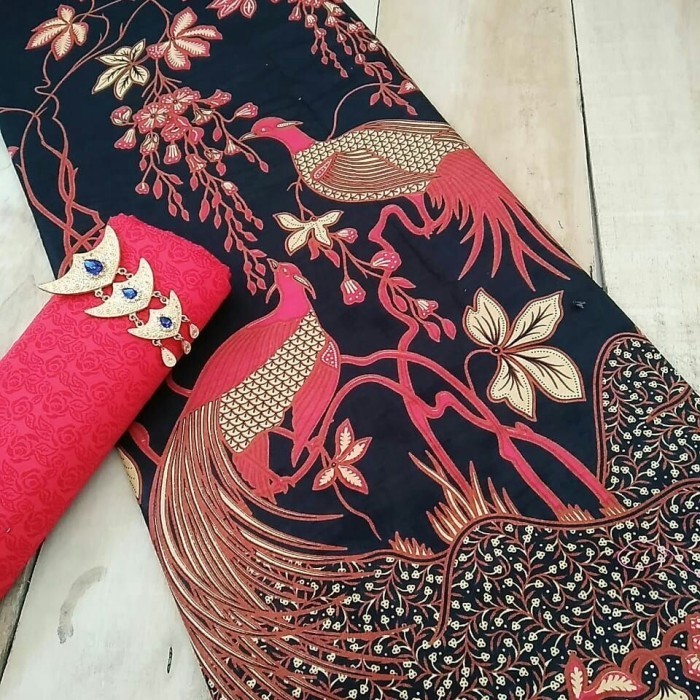 KAIN BATIK | MOTIF CUCAK ROWO | WARNA MERAH UKURAN 2METER z1