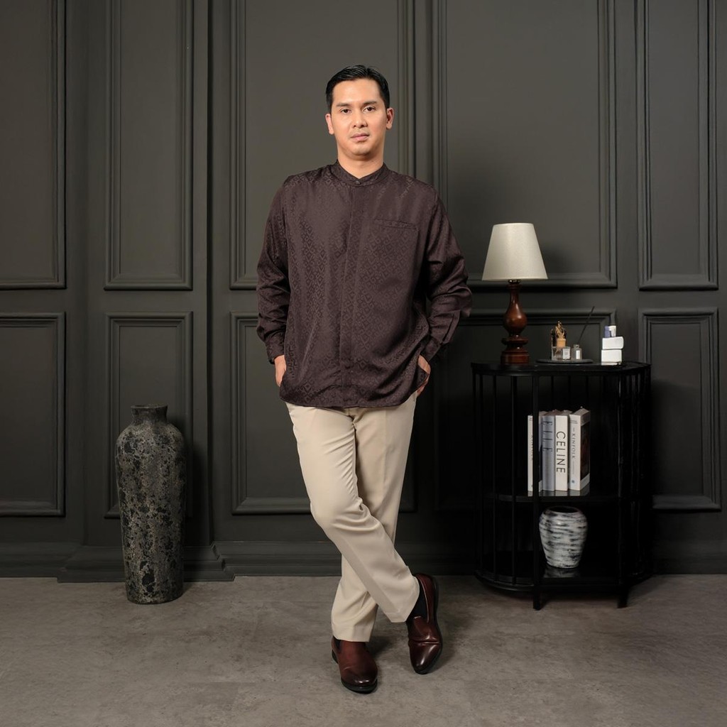 ZM Zaskia Mecca - Kirav Kemeja Koko Pria - Teman Serumpun - Edisi Kamboja