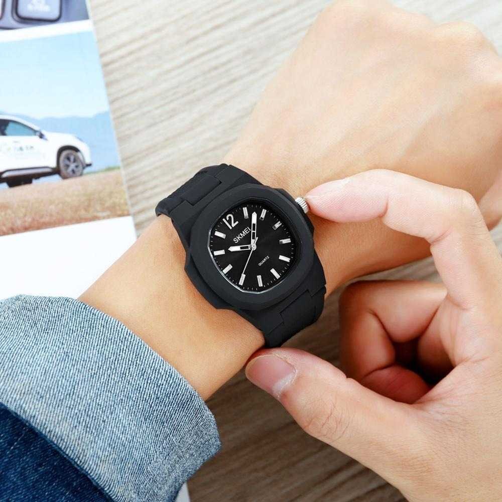 Jam Tangan Analog Pria SKMEI - 1717