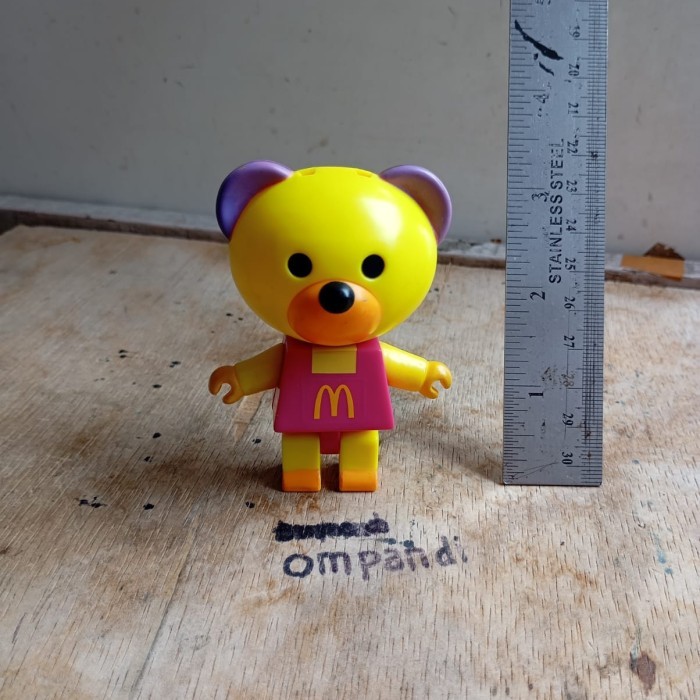 BB90 figure maskot McDonald's beruang