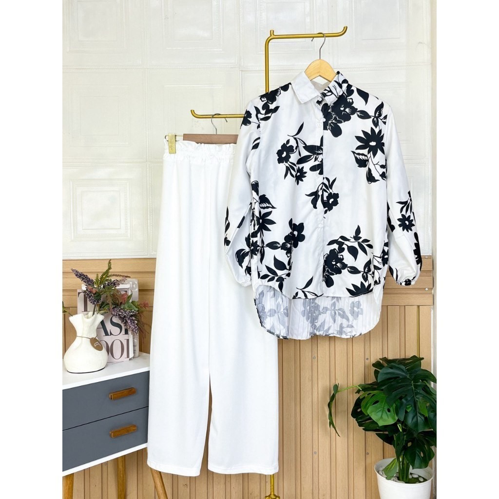 W & K - ZSO FASHION WANITA RINI / ONESET MUNNA PLISKET / One Set Wanita Motif Bunga / Setelan Kemeja