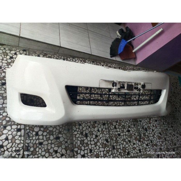 bemper depan Innova 2010