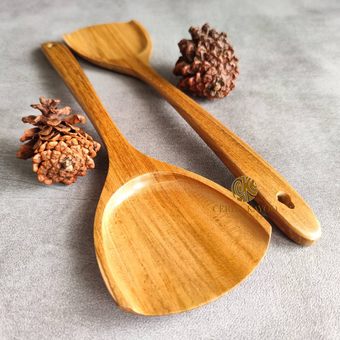 

[[ K23 - BEST SELLER ]] Spatula Kayu Set Premium | Spatula Kayu 7pcs & Rak Spatula Kayu - Sutil Jati 1pcs