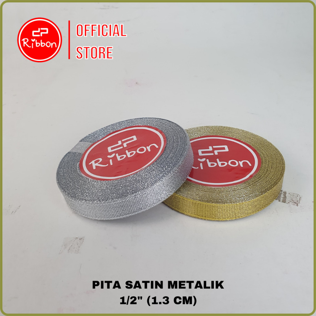 

1 Roll Pita Emas/Perak 1/2" 1.3 cm (Gold/Silver Ribbon 1/2 inch)