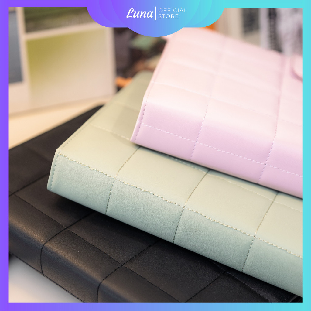 

Binder Kulit Motif Kotak Kotak Size A5 20 Holes Binder Soft Willow Puffy Binder Aesthetic