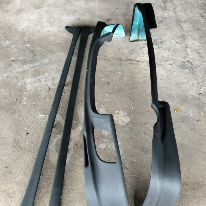 bodykit honda stream 2004 bodikit honda stream GRADE-A