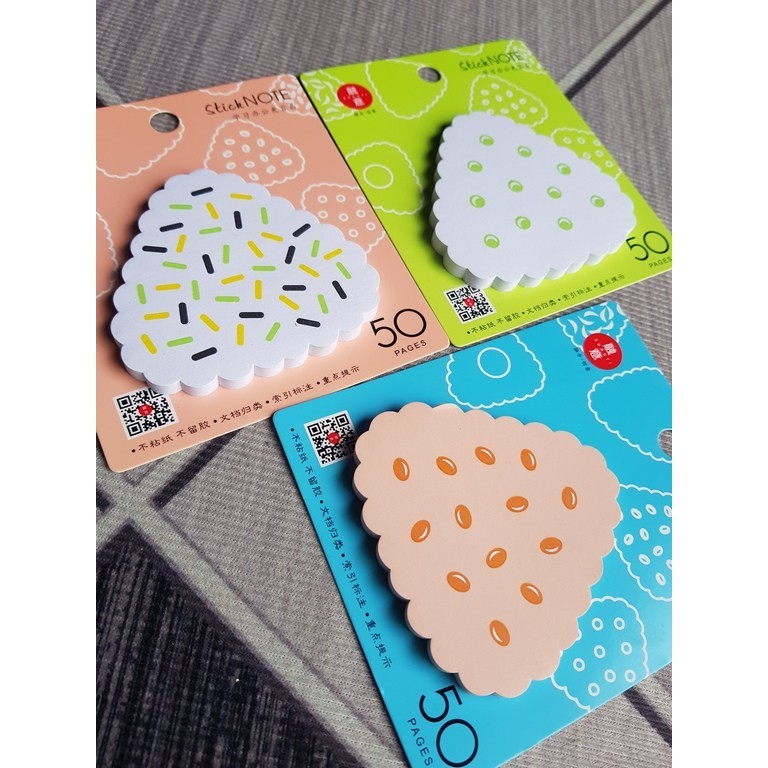 

Yamata Stick Note Segitiga 50 Lembar / Sticky Note Motif Lucu Isi 50 Lempar/ Memo Pad Kertas Catatan Tempel / Peralatan Kantor Kerja Sekolah
