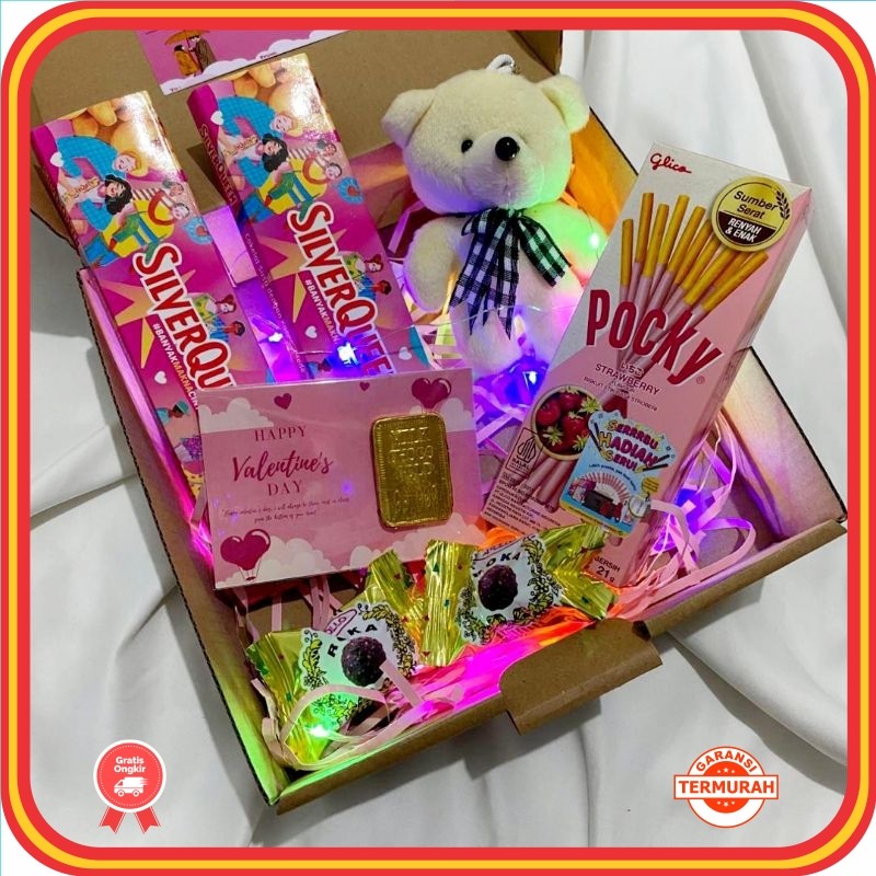 

Termurah Souvenir Kado Nikahan Teman BEstie Keren / Hampers Coklat Sliverqueen hampers cokelat kado pacar coklat coklat valentine hampers valentine coklat silverqueen kado pacar hampers coklat buat pacar