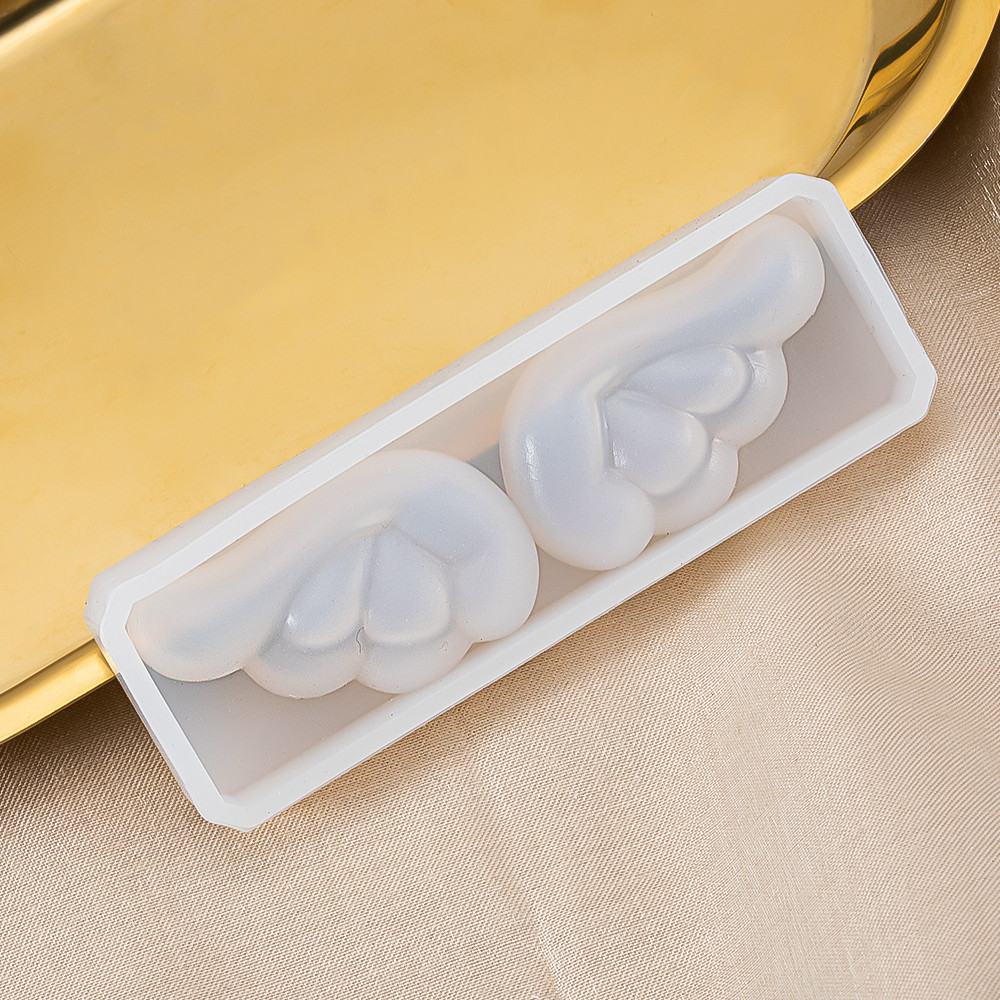 

1PC Cute Wing Resin Mold 3.8x8.6cm Angel Wing Silicone Mold for DIY Pendants Jewelry Making Decoration Findings