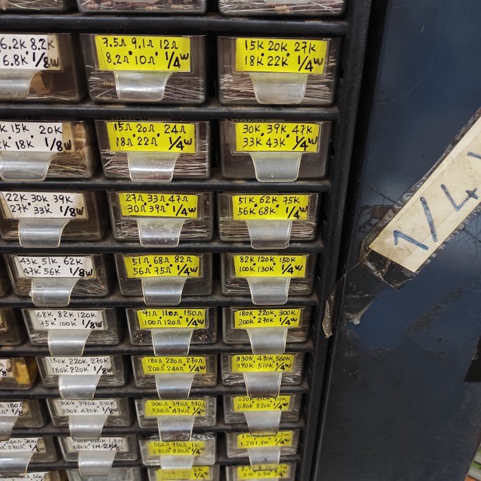 AS01 Resistor 1/4watt 5℅ 1 ohm sampai 1mega ohm