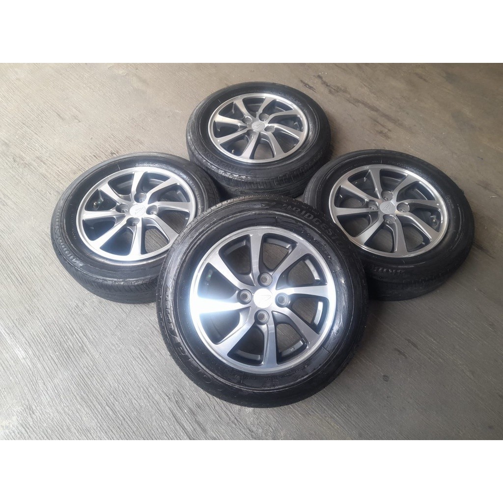 Velg Mobil Bekas Ring 14 Oem Sigra Pcd 4x100 Plus Ban