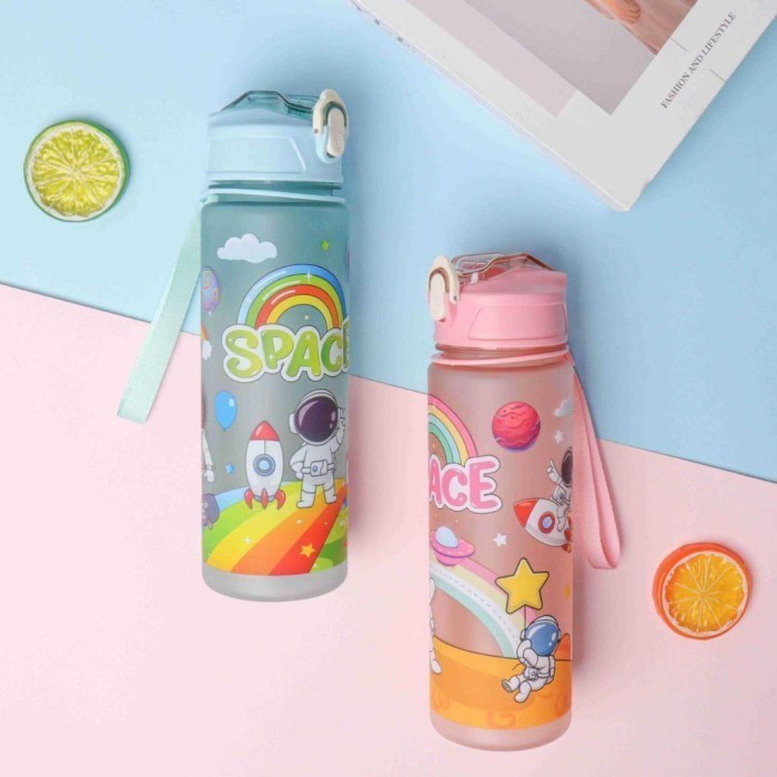 SURIA KIYOWO BOTOL MINUM ANAK KARAKTER SPACE ASTRONOT KAPASITAS 650ML