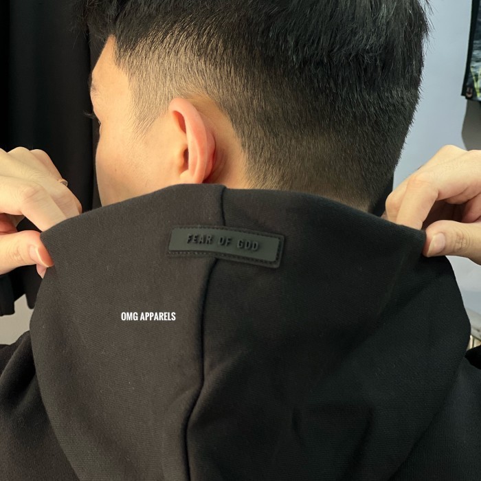 ✨BESTSELLER✨ -Fear of God Essentials Small Logo Jet Black Hoodie - New  100% - XXL