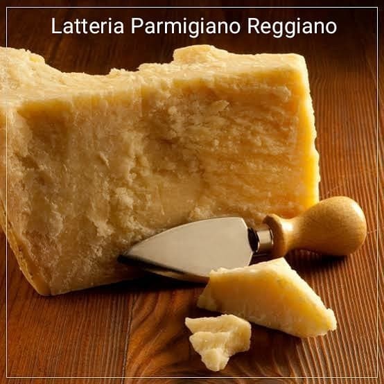 

Parmigiano Reggiano Latteria Cheese 1 kg - 250gr