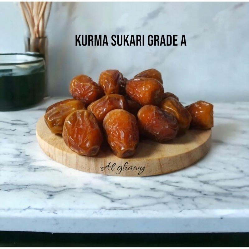 

Kurma Sukari Premiun 1kg