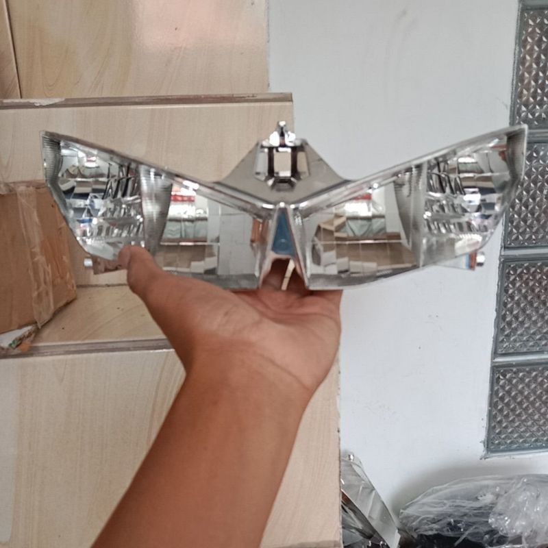 Replektor lampu depan vario 125 new tahun 2023