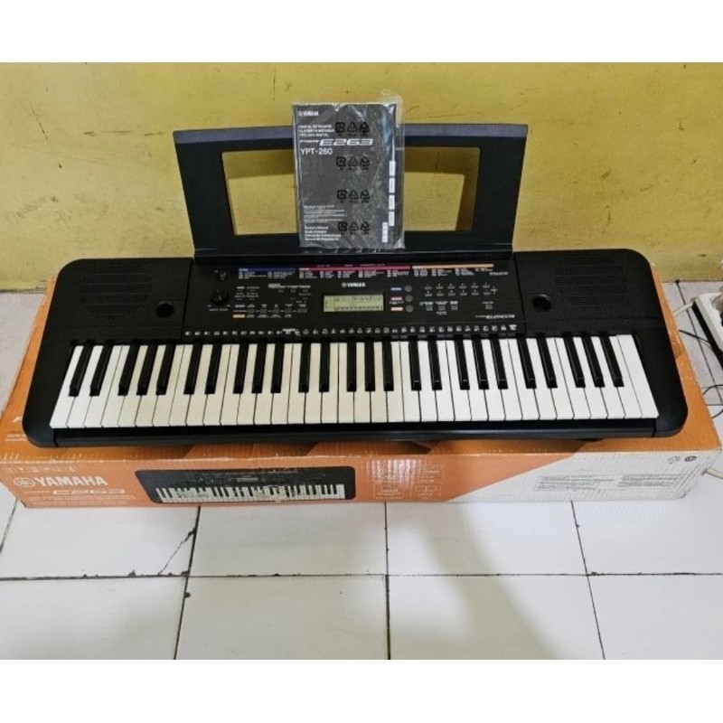 Keyboard/piano yamaha PSR E263 original