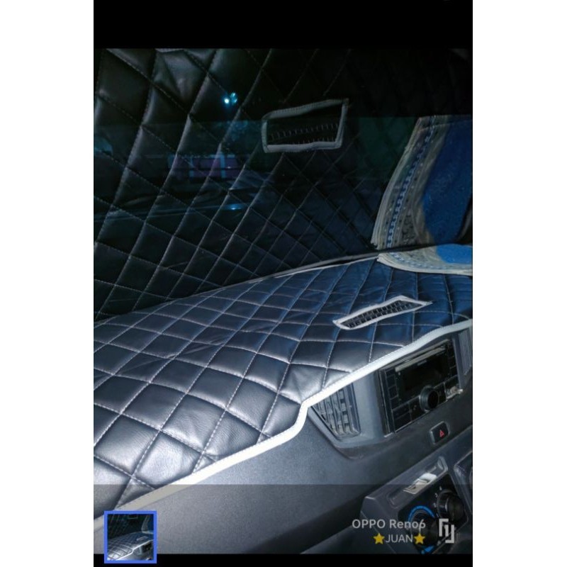 karpet/alas dasboard mobil calya/sigra