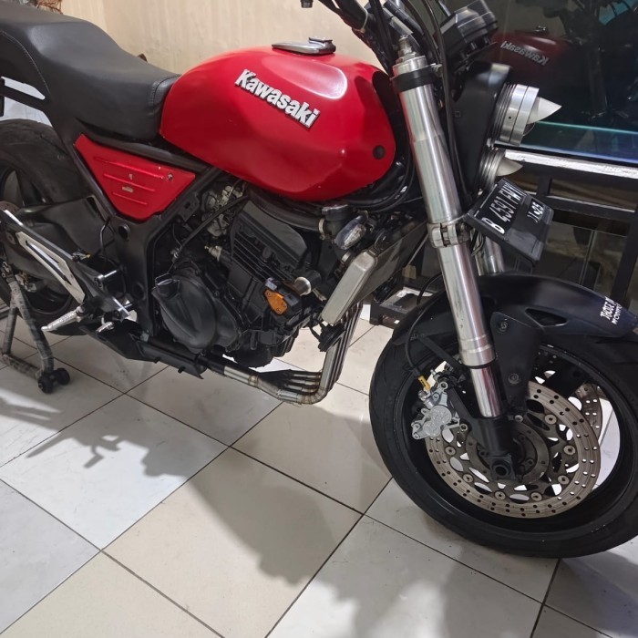 header 2 silinder look 4 silinder underbelly black cover