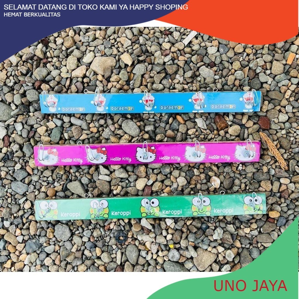 Aceh.111155 UNO  Gantungan Baju Karakter