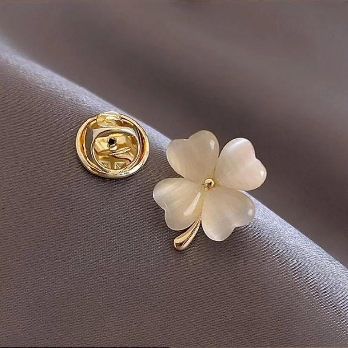 Bros Kecil Bunga Korea Mini Brooch