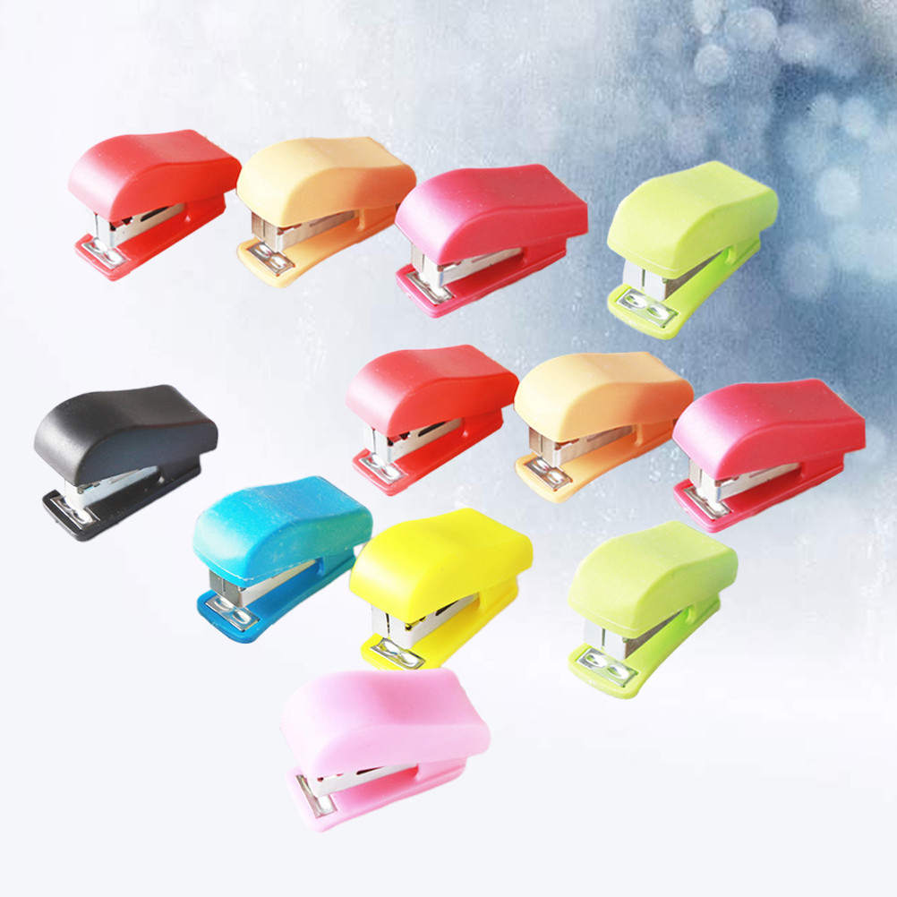 

24pcs Mini Desktop Stapler Hand Stapler Office Home Stapler with Staple(Random Color) mini stapler desk stapler