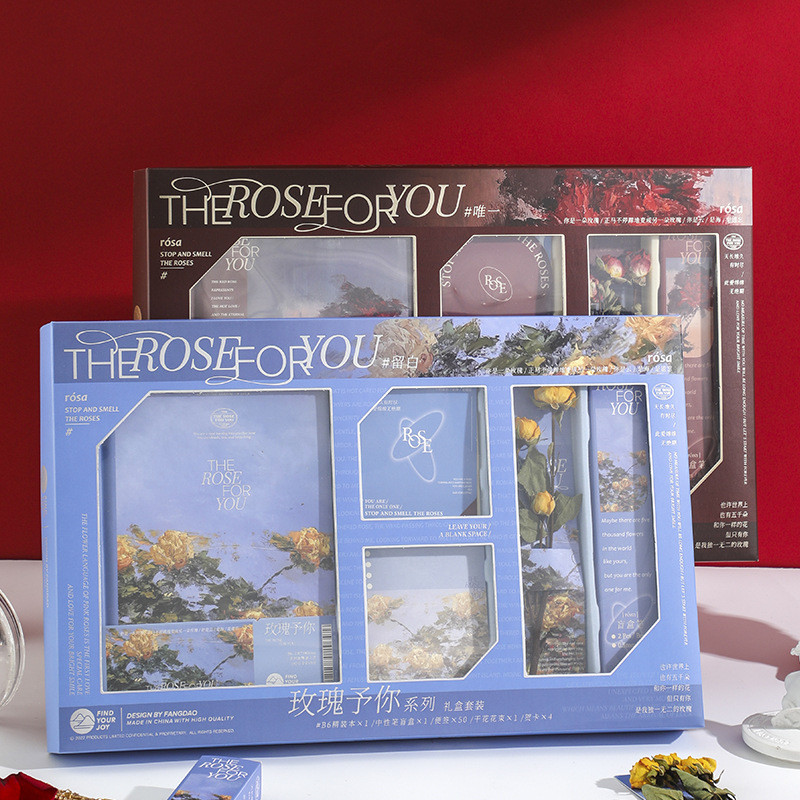 

Retro oil painting style, exquisite bronzing handbook, notebook, greeting card, dried flower sticker, gift box