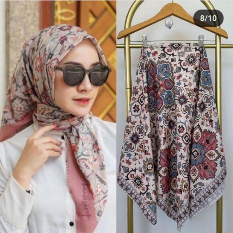 HIJAB DEENAY MOTIF SEGIEMPAT FARSYA ADEEVA Baniescoop printing voal terlaris Nagih Hijab