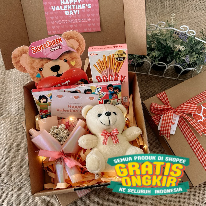 

HAMPERS LEBARAN / KADO LEBARAN / HADIAH ULTAH / KADO ULANG TAHUN / HAMPERS VALENTINE / HAMPERS WISUDA / HAMPERS GRADUATION / HAMPERS ANNIVERSARY / NATAL / CHRISTMAS - COKELAT EDITION/ hitam putih pink polos