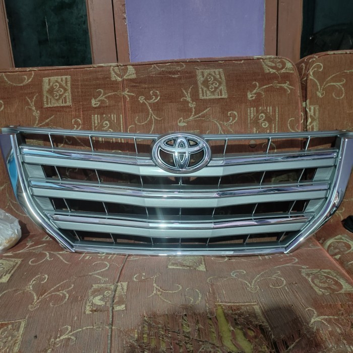 grill bemper depan kijang innova 2014