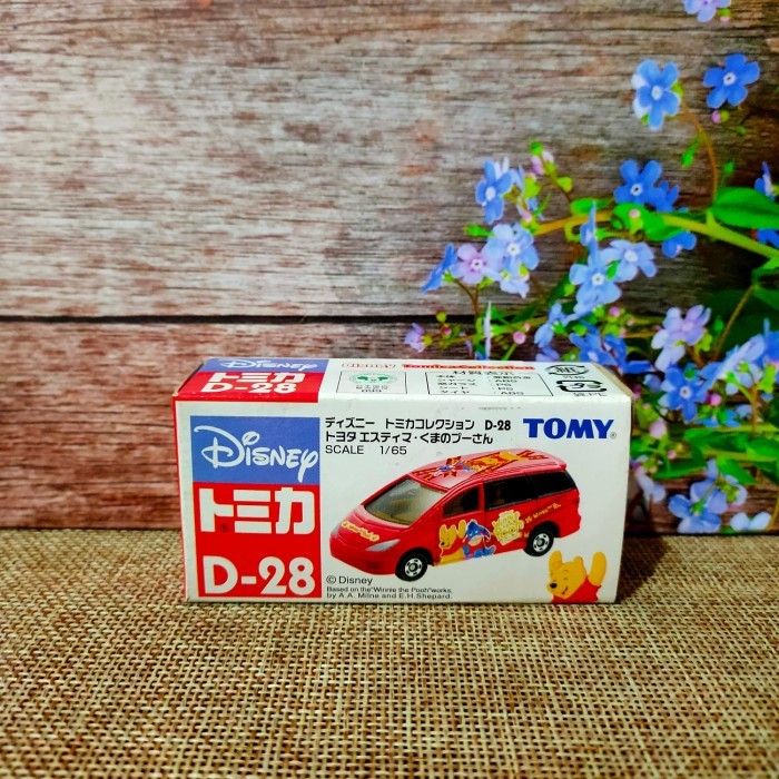Tomica/Tomy D-28 Toyota Estima Winnie the Pooh