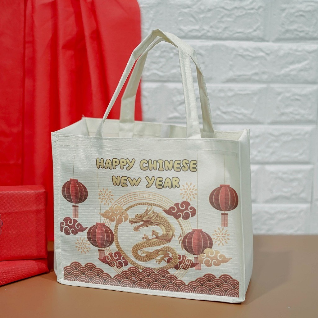 

Tas Imlek / Goodie Bag POLYESTER READY STOK UKURAN T25 X P30 X L13